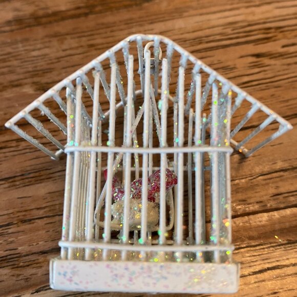 A Pair of White Wire Birdhouse Ornaments w/Red Birds on Swings - Picture 4 of 9